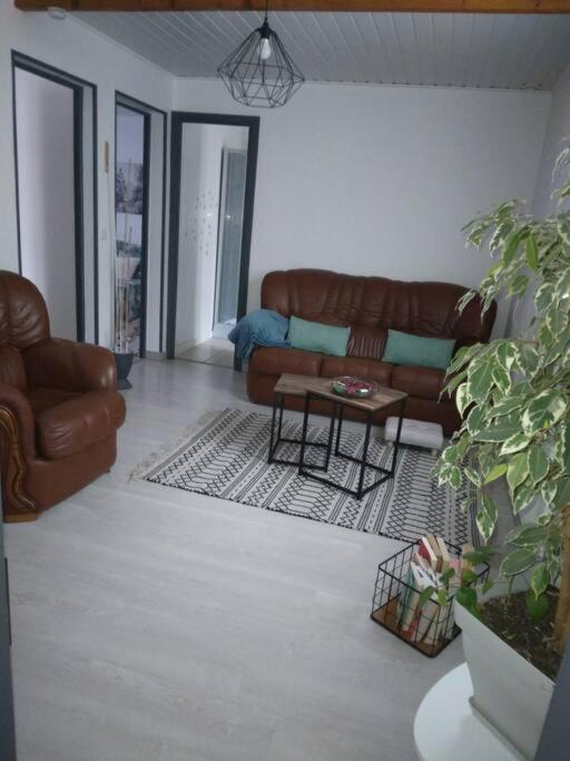 Appartement Cosy Avec Terrasse Vaux-Sur-Seine Екстериор снимка
