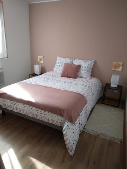 Appartement Cosy Avec Terrasse Vaux-Sur-Seine Екстериор снимка